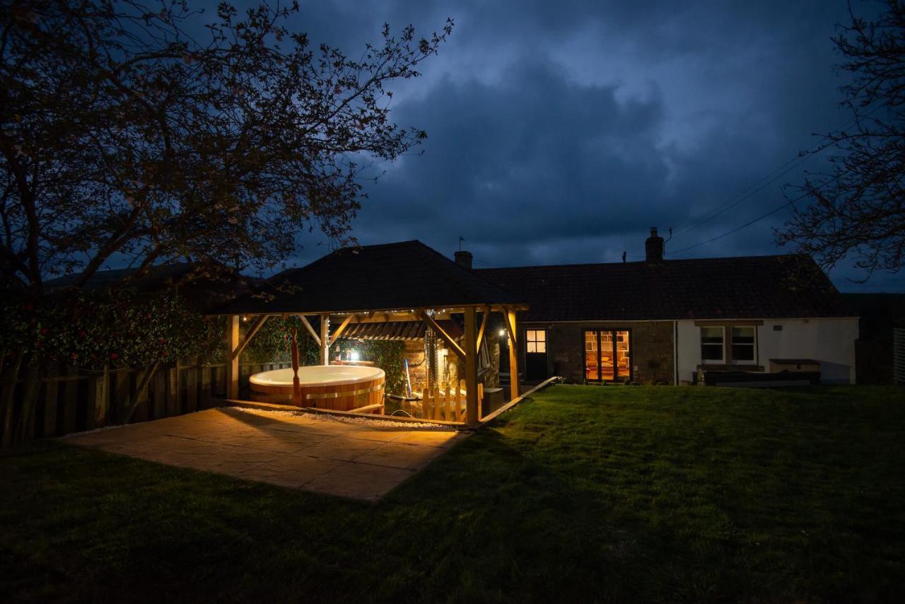 East Cottage * Wood Burning Hot Tub * Garden St Andrews Exterior foto